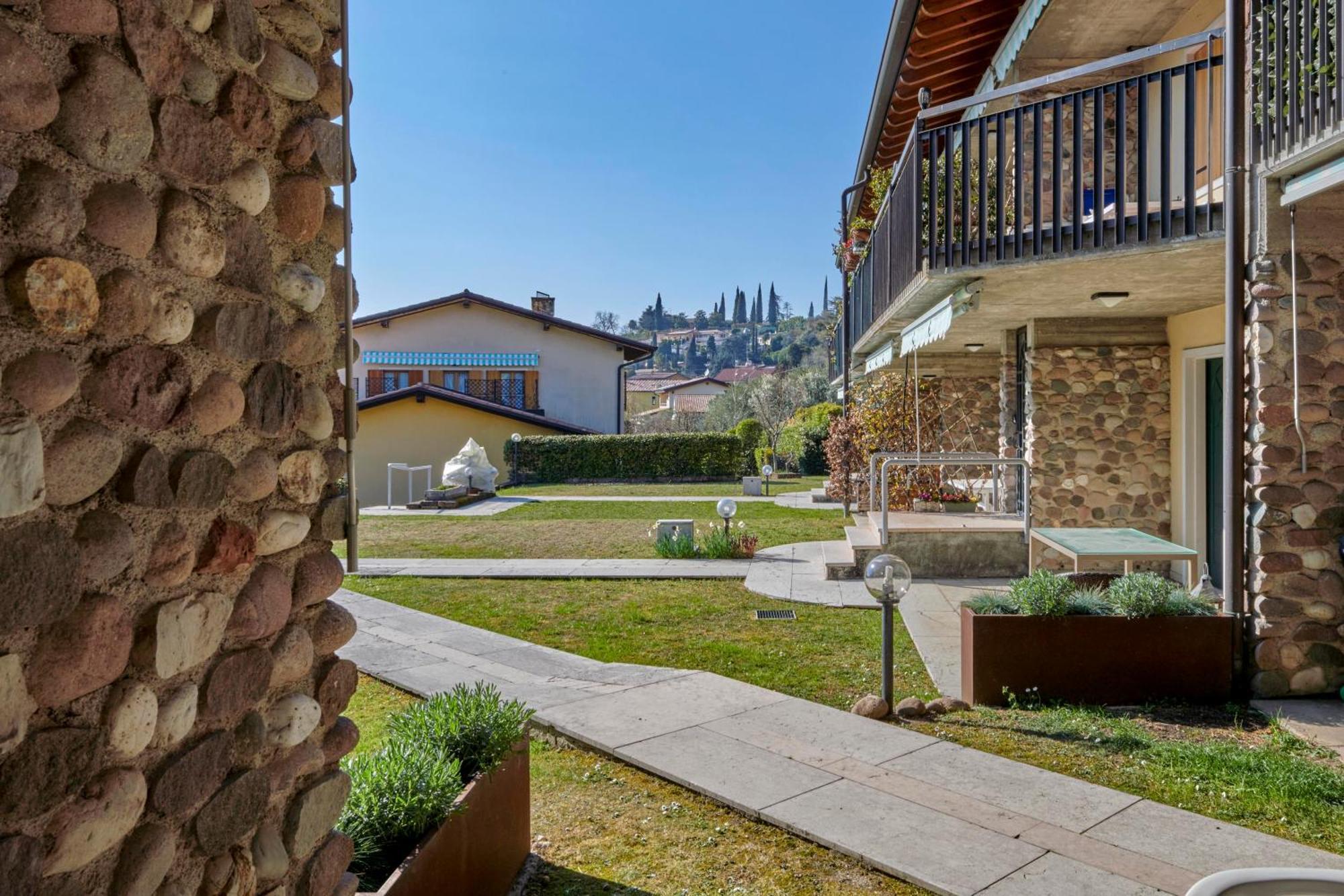 Apartmentsgarda - Baia D'Argento Residence Costermano sul Garda Exterior foto